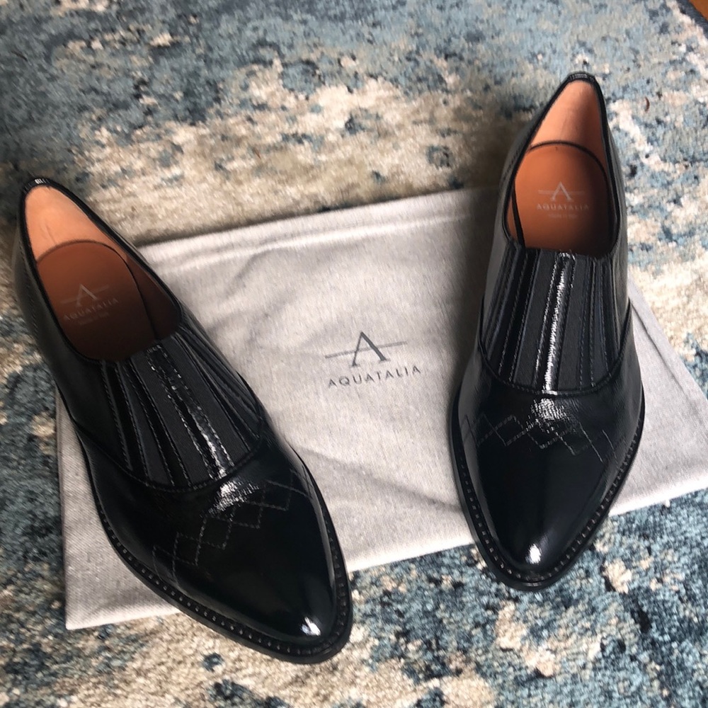 Aquatalia black patent leather loafers